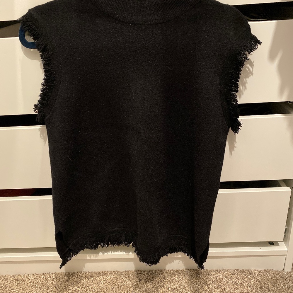 THML sleeveless sweater